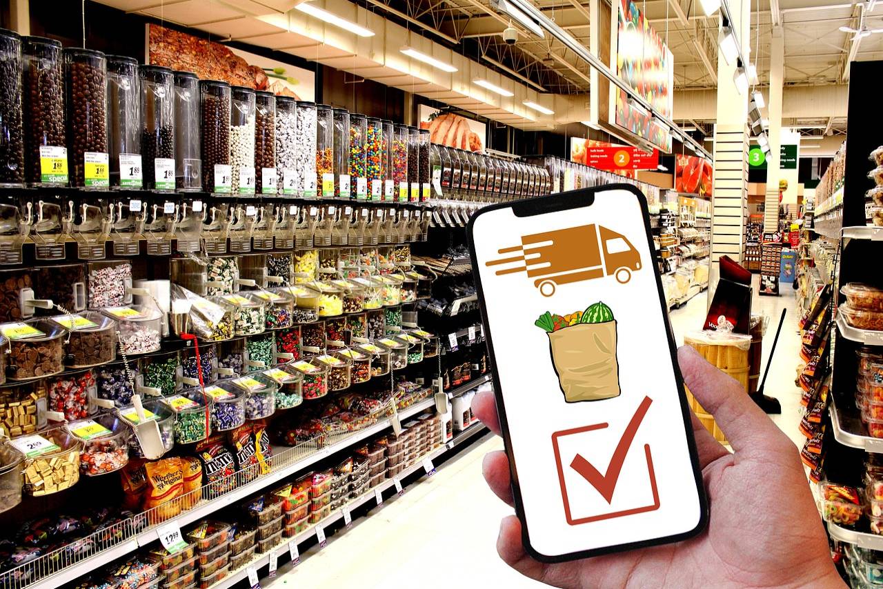 When you're looking for a food service management company, it's important to look for one that will be able to do the job of many others. Here are five questions you should ask yourself about it all.
