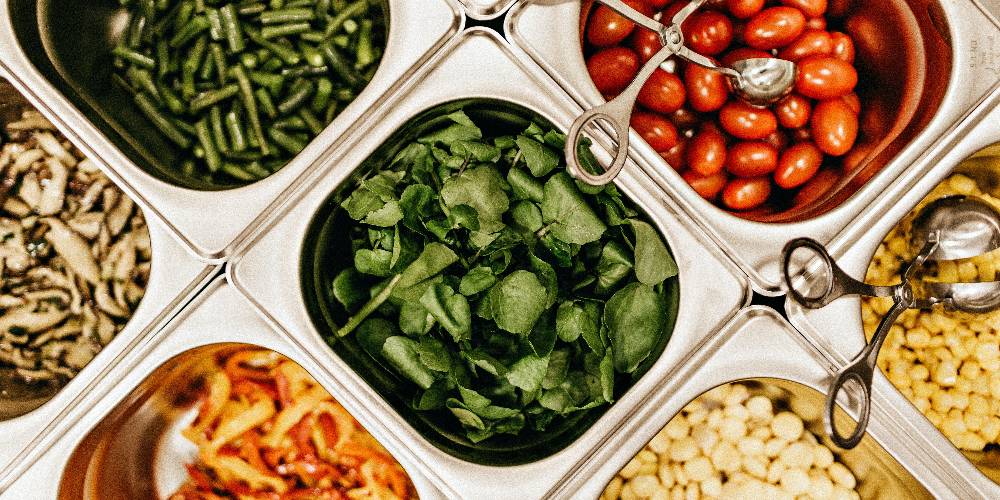 Restaurant food waste is a problem that affects all restaurants. However, there are proven strategies available to address this issue, ranging from redesigning the menu to installing waste tracking solutions.