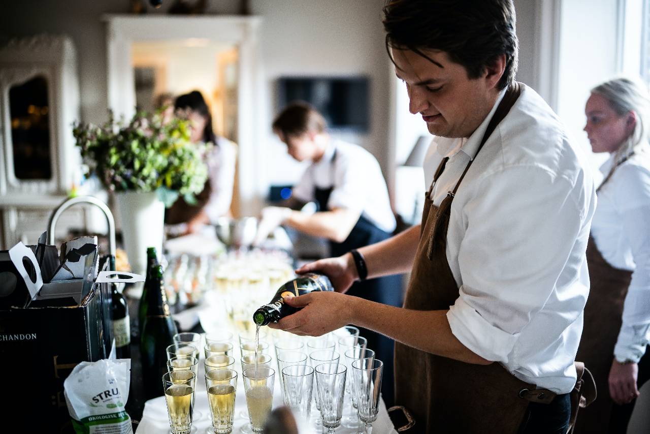 Speed of service is the amount of time it takes a restaurant to serve its diners. By following the best practices to improve speed, more sales can be made and customer satisfaction can be guaranteed.