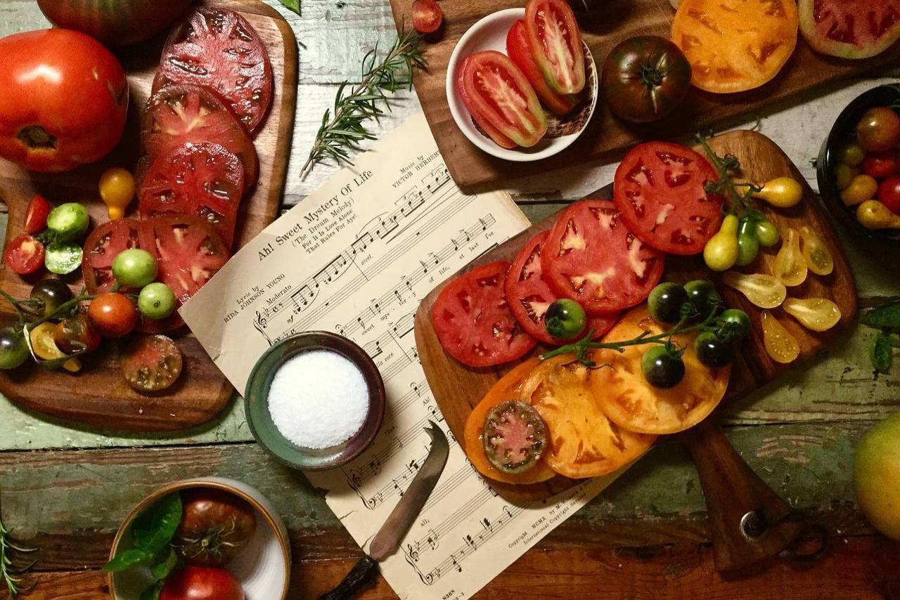 After the success of the Fancy Like' campaign, Applebee is now rebranding itself as a music-oriented brand that is affordable and convenient. It is also aiming to reach 100% digital ordering by 2023.