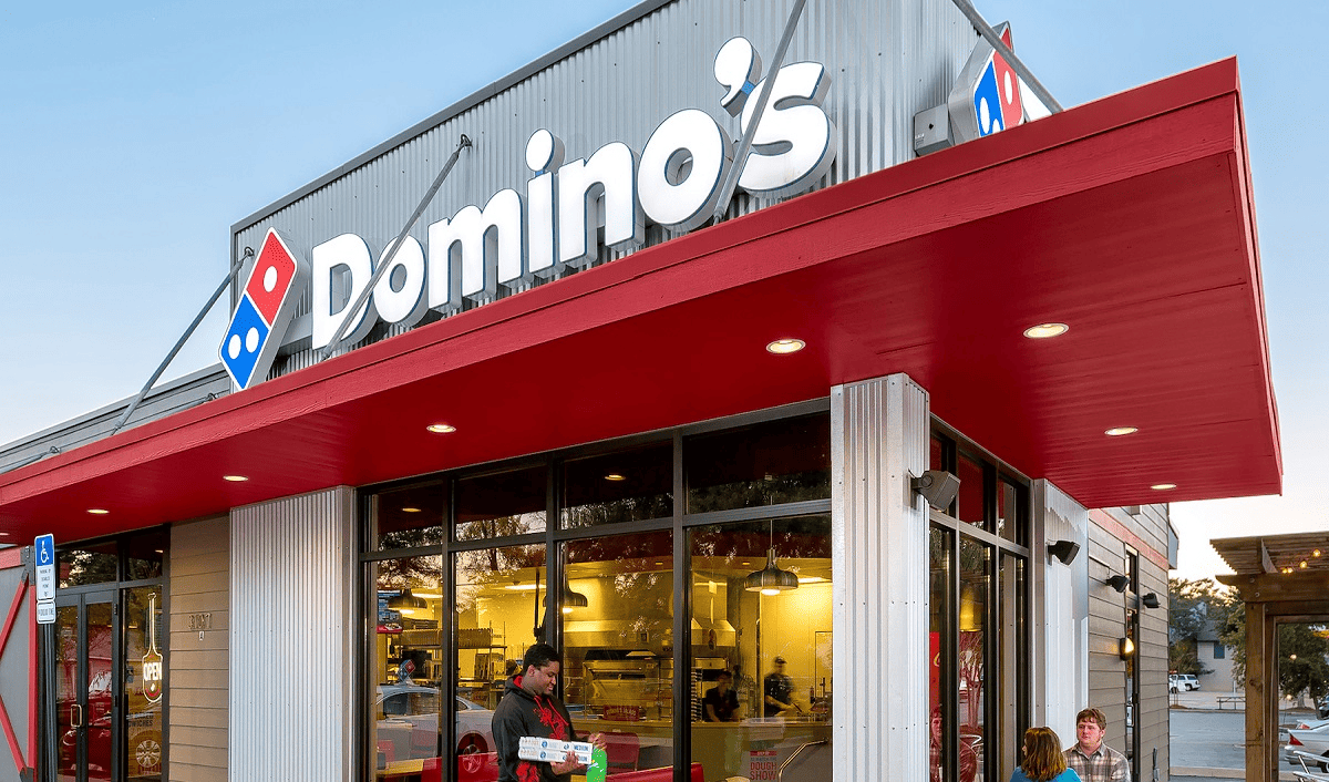 dominos-pizza.png