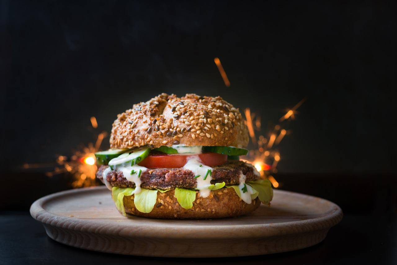 Virtual brand MrBeast Burger, helmed by YouTuber Jimmy Donaldson, who runs a channel by the same name on the video-sharing platform, set up its first physical location in New Jersey recently.
