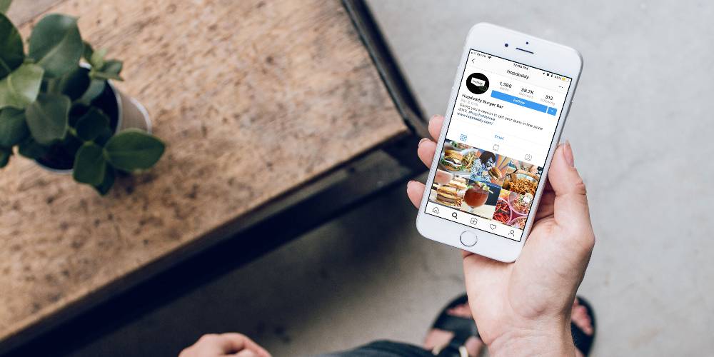 Today, social media is often the first place people go to find a restaurant's menu, hours, and reviews before heading out. Let's look at some effective ways to utilize social media for your restaurant and keep your chairs filled in this new year.