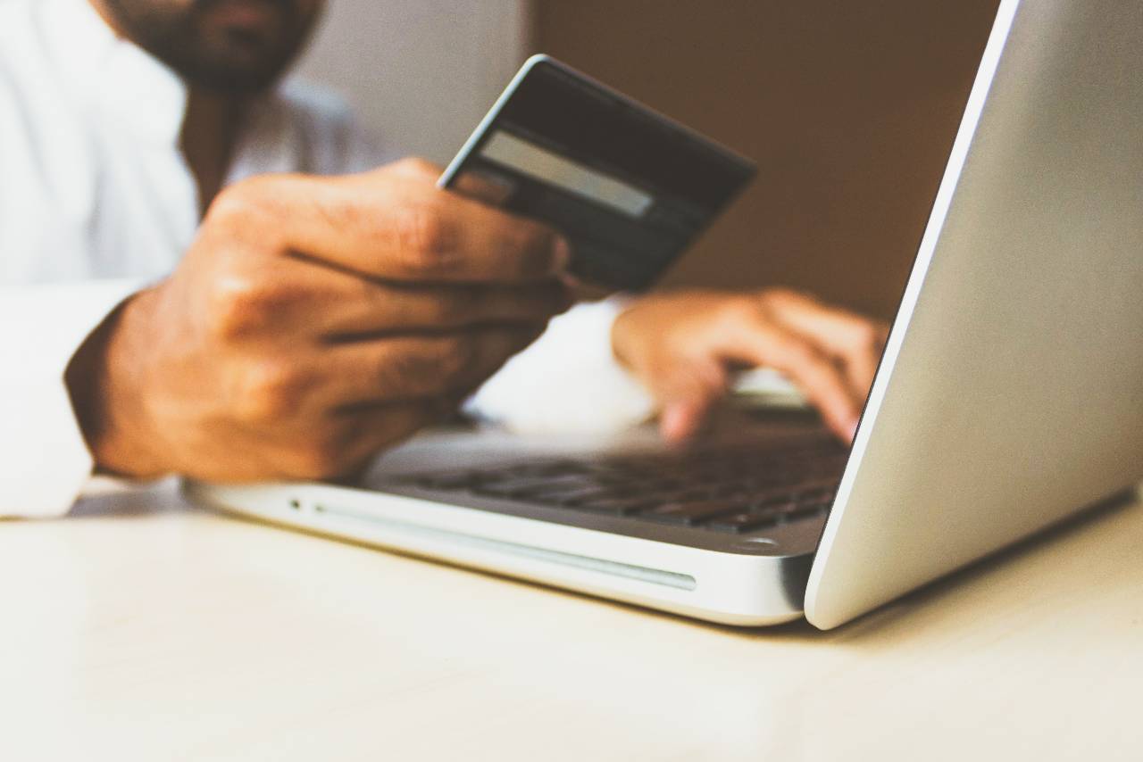 An online ordering system can promote a restaurant's scalability by driving its sales, profits, and traffic through digital exposure.