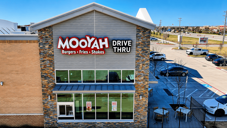 inside-mooyah-burgers-recipe-for-franchise-growth-and-operational-success.png