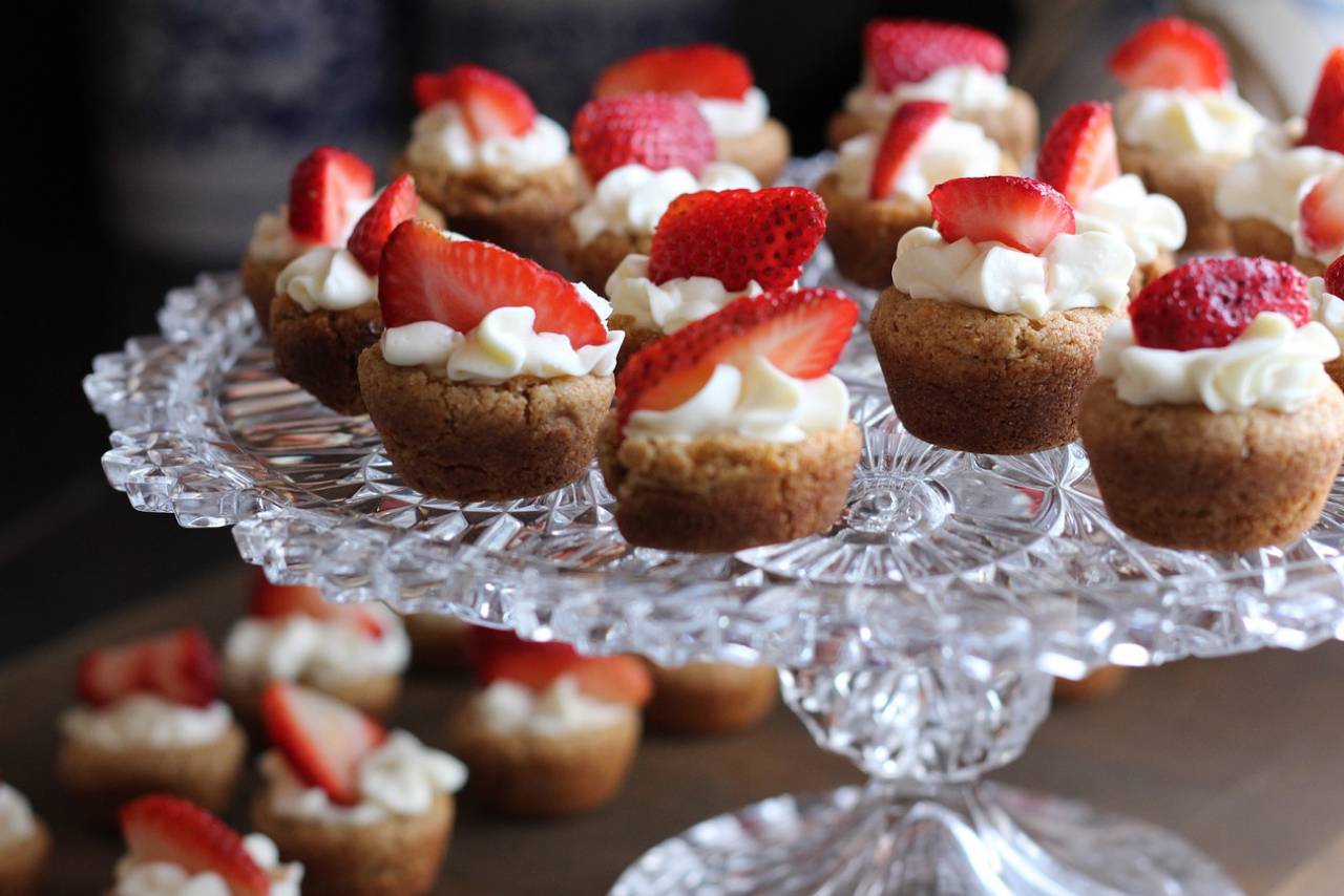 Paris Baguette's French-inspired baked goods and desserts are taking America by storm. The South Korean bakery chain has announced expansion plans, and you might soon find one in your neighborhood.