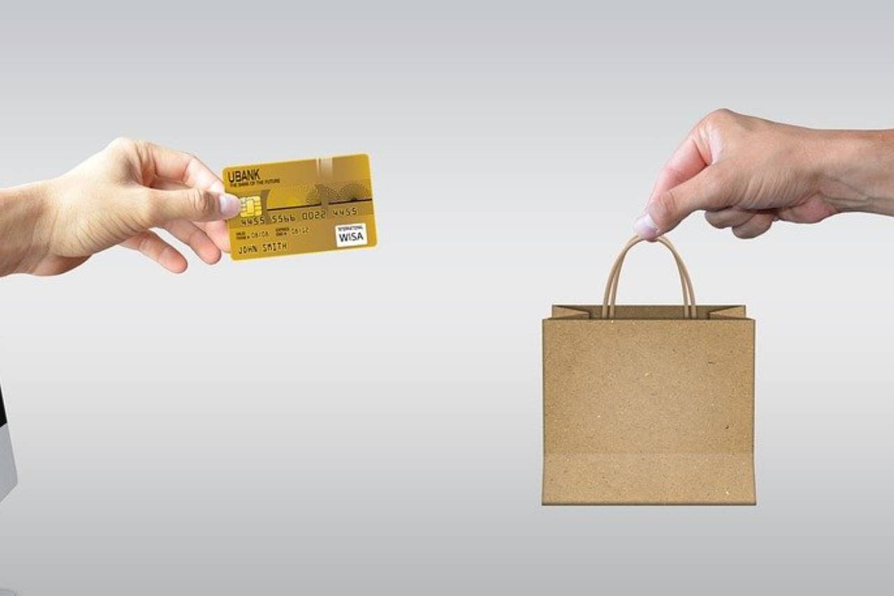 A restaurant POS software helps in making billing easier and faster.