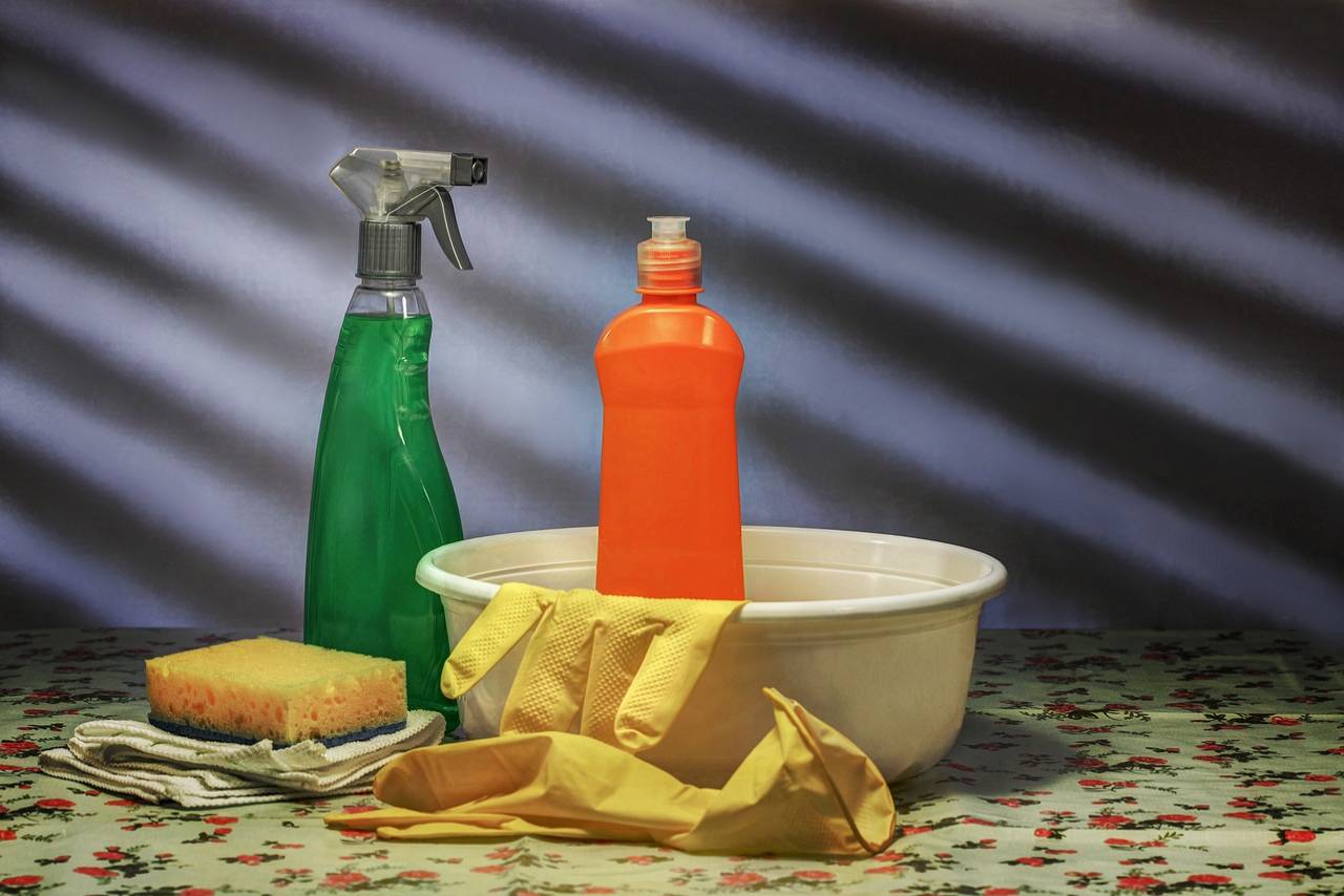 what-types-of-chemicals-are-used-in-restaurants-1645058422-4671.png