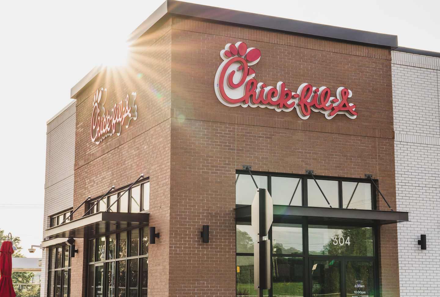 https://d3n2401vhvcfv5.cloudfront.net/_images/company/chik_fil_a/store-front-1.jpg