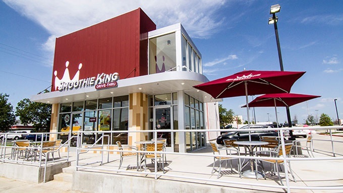 https://d3n2401vhvcfv5.cloudfront.net/_images/company/smoothie_king/store-front-1.jpg